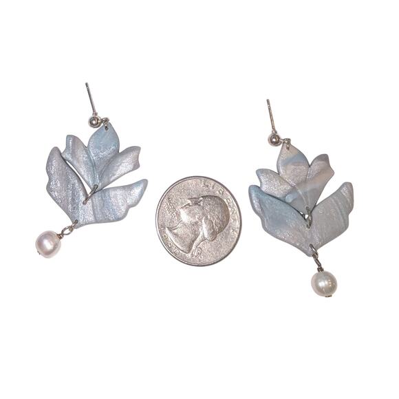 Blue Gray Sheen Polymer Clay Leaf 925 Sterling Genuine Pearl Dangle Earrings - Picture 5 of 5